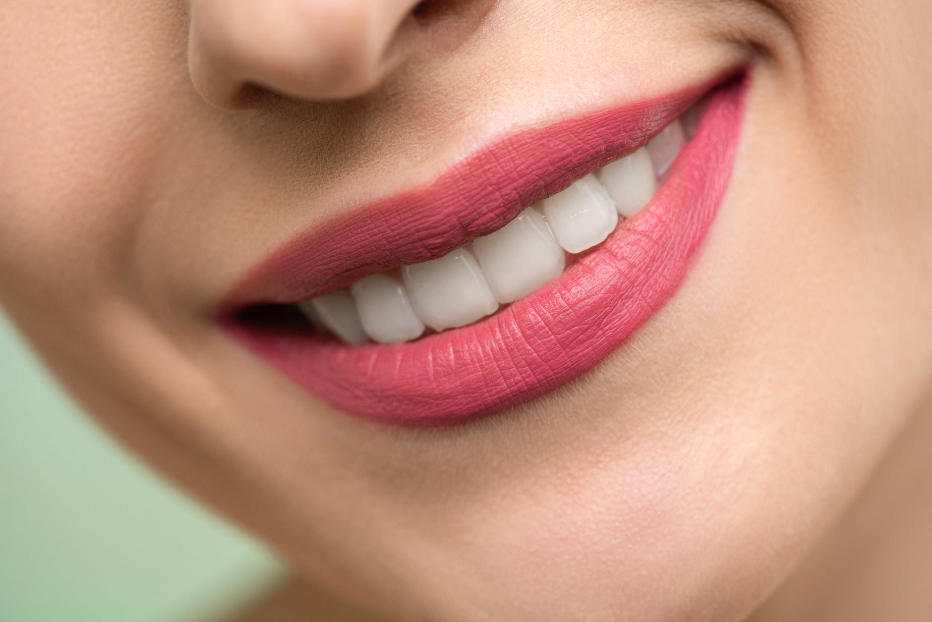 Can you Straighten Your Teeth Without Braces?