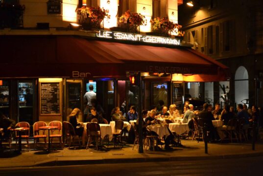 Activity Bars in Paris